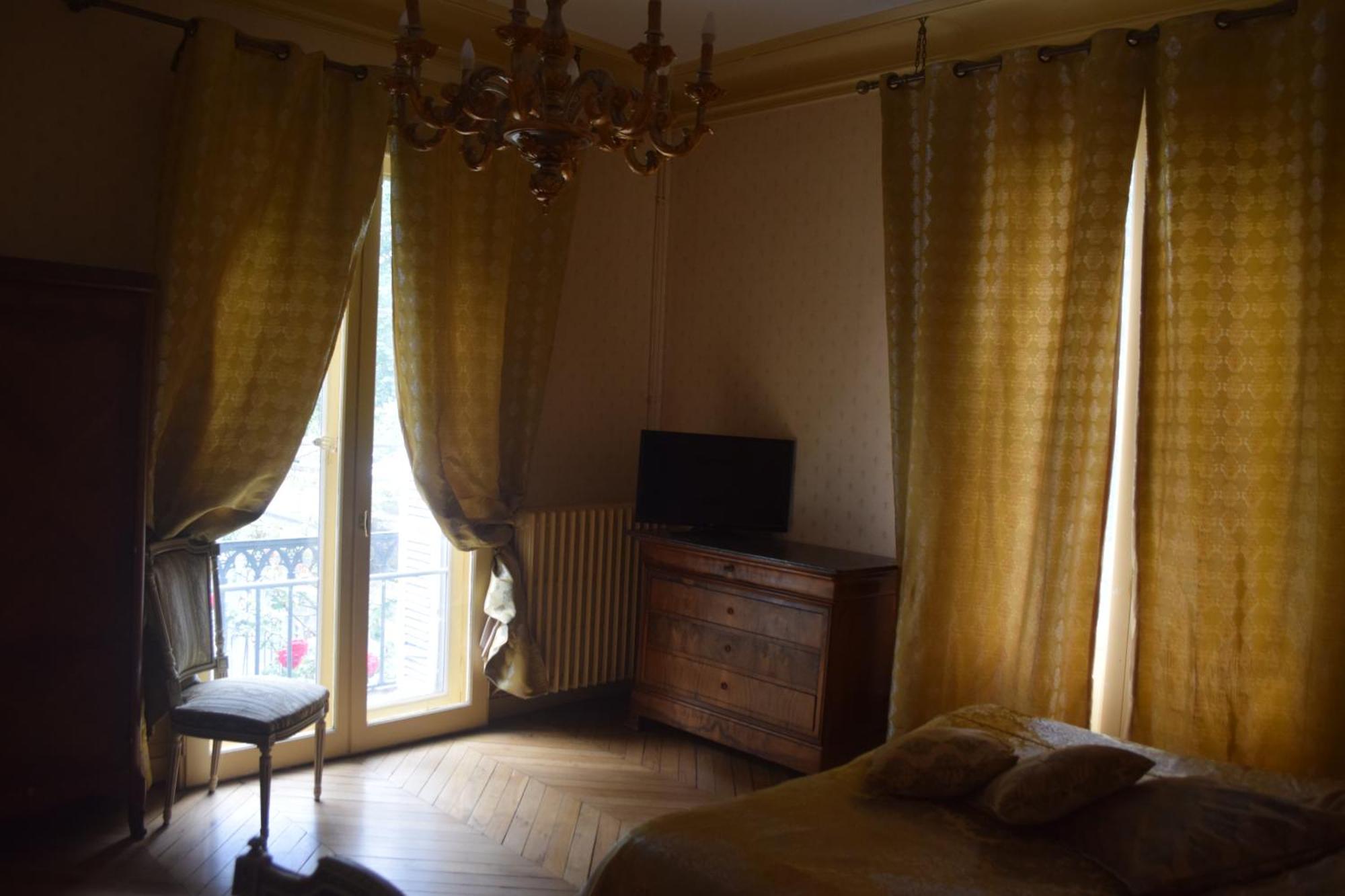 Lit En Loire Bed & Breakfast Saint-Cyr-sur-Loire Exterior photo